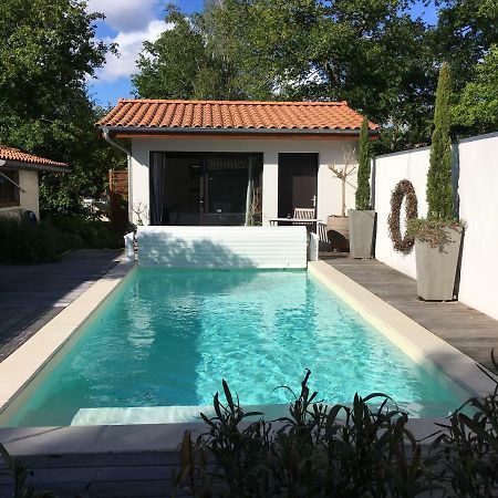 La Casa Bonita Bed & Breakfast Martignas-sur-Jalle ภายนอก รูปภาพ