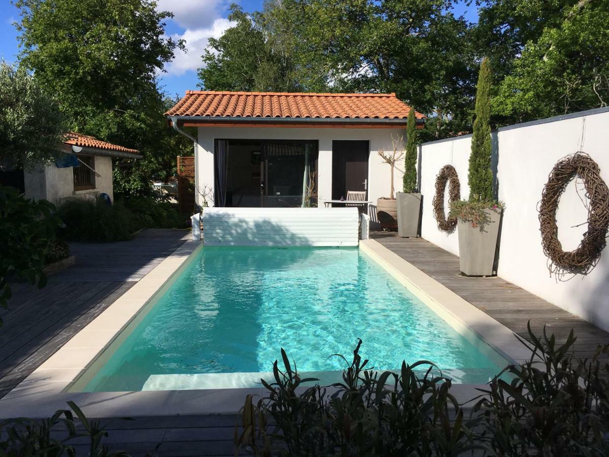La Casa Bonita Bed & Breakfast Martignas-sur-Jalle ภายนอก รูปภาพ
