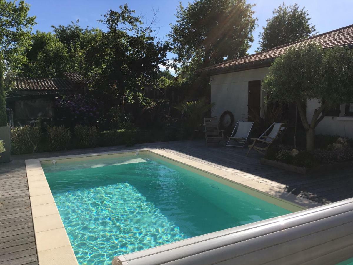 La Casa Bonita Bed & Breakfast Martignas-sur-Jalle ภายนอก รูปภาพ