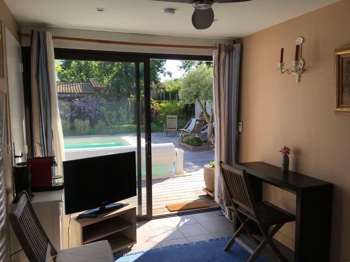 La Casa Bonita Bed & Breakfast Martignas-sur-Jalle ภายนอก รูปภาพ